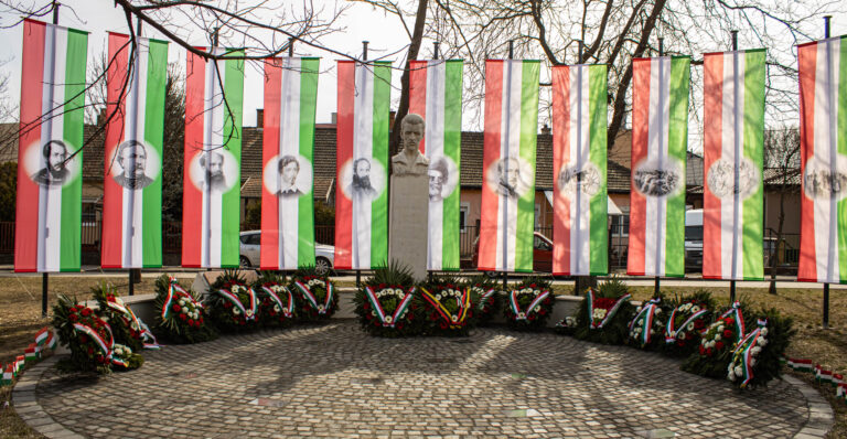 Március 15-e alkalmából ünnepi megemlékezést tartottak Dorogon