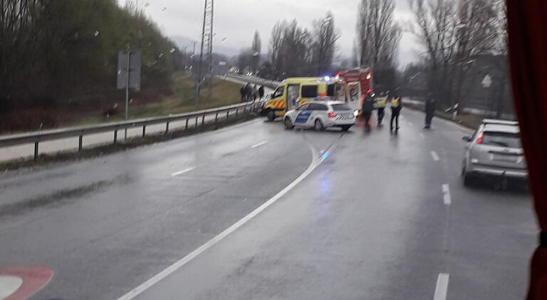 Ismét halálos kimenetelű baleset történt a 117-esen