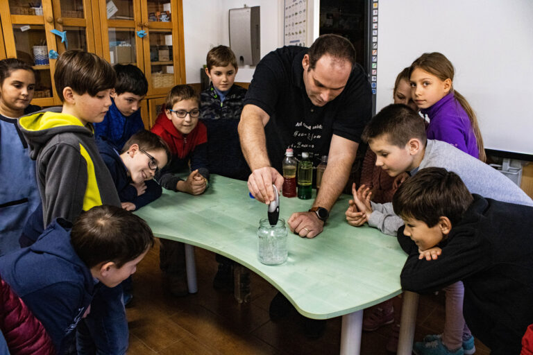 Mintegy nyolcszáz gyerek vett részt a víz világnapi programokon