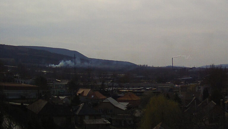 Ismét szabadtéri tűzhöz siettek a tűzoltók