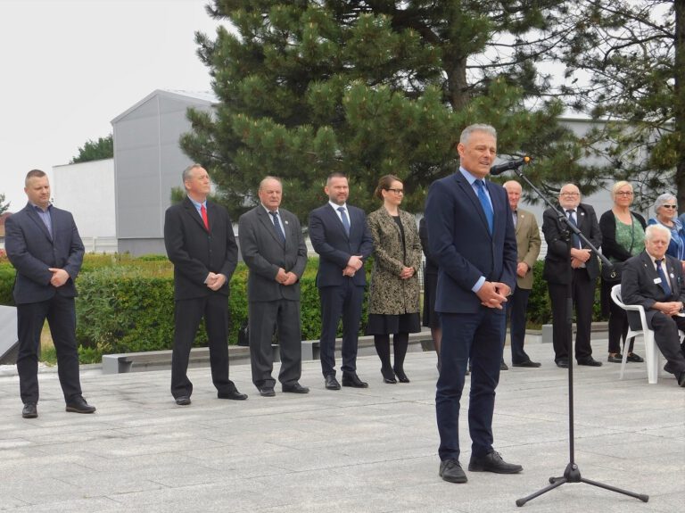 Megemlékeztek Párkányban a második világháború befejezéséről