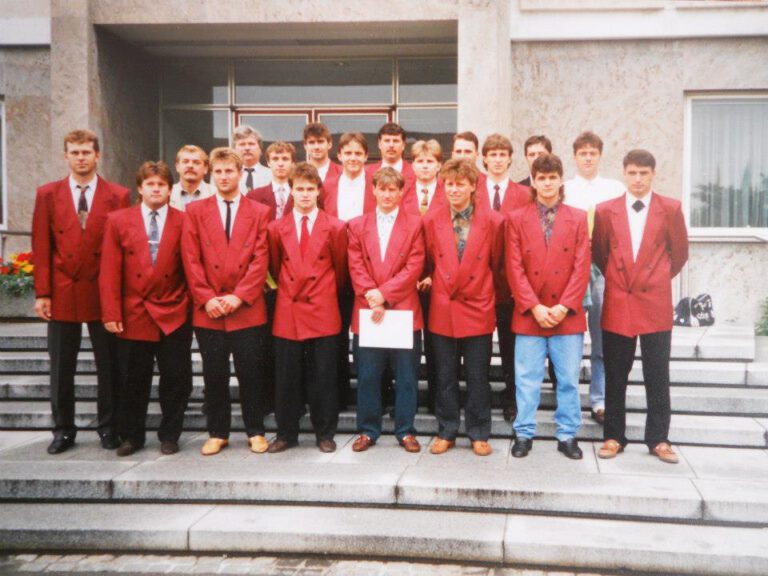 30 éve történt – Az NB I küszöbére került a bajnoki bronzot szerzett Dorogi Bányász