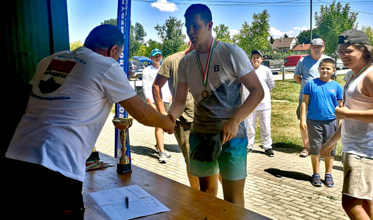 Kocson diadalmaskodtak az esztergomi horgászok