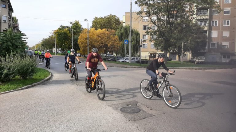 Biciklis túrát és lampionos felvonulást szerveztek Dorogon