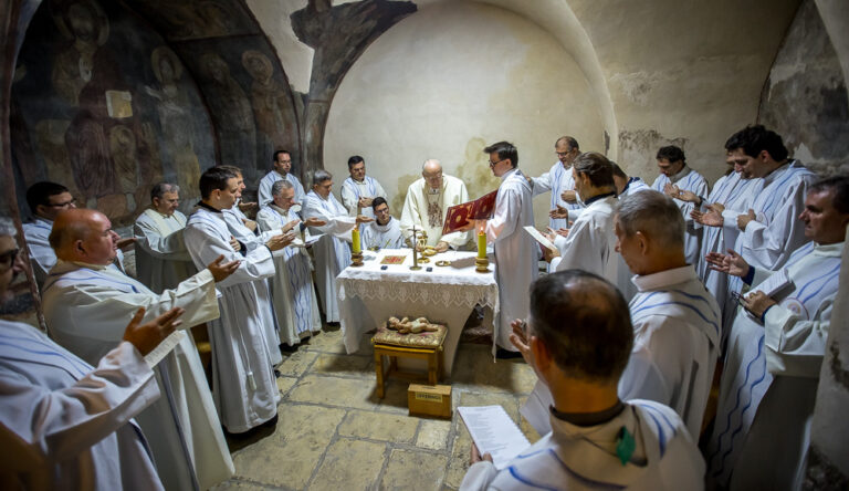 Zarándoklatot szerveztek Erdő Péter 70. születésnapja alkalmából