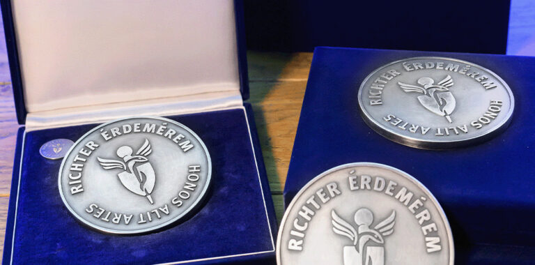 Új, szakorvosoknak szóló kategóriával bővül a Richter Érdemérem Díj