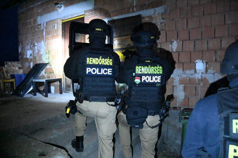 Az egész ország területén fosztogató bűnbandát kapcsoltak le