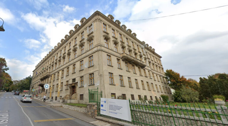 Élre tört a Pázmány BTK, Esztergomban erősíti képzéseit