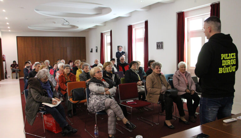 Bűn- és baleset-megelőzési előadást tartottak Dorogon