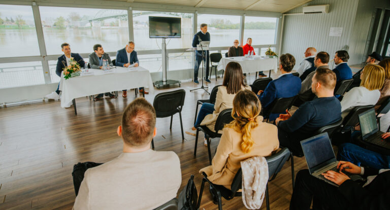 Az idei év kiemelt rendezvényeit mutatták be Esztergomban