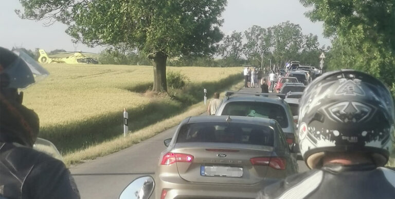 Két motoros ütközött össze Bajnánál