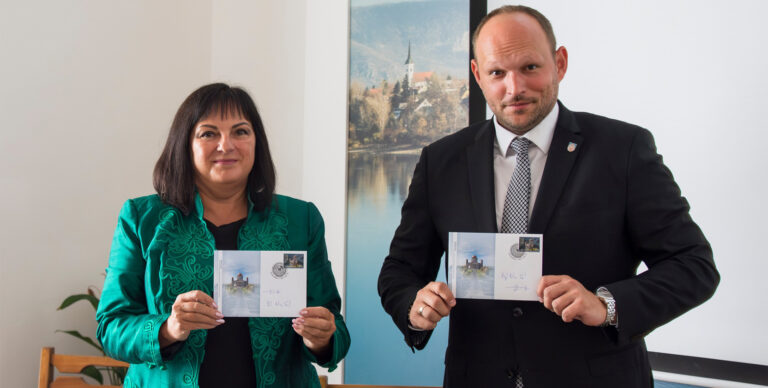 Esztergomi Bazilikát ábrázoló bélyeget adott ki a Magyar Posta