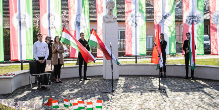 Március 15-e alkalmából ünnepi megemlékezést tartottak Dorogon