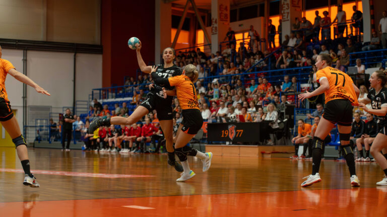 Elek Gábor: ilyen végkifejletekről álmodni nem mertem volna