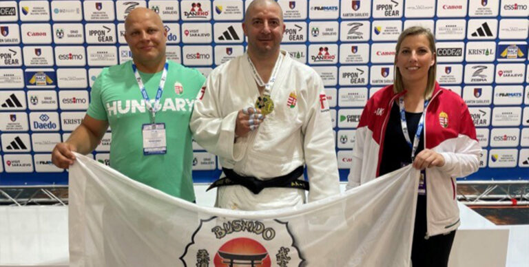 Világbajnokságra készülnek, támogatókat keresnek