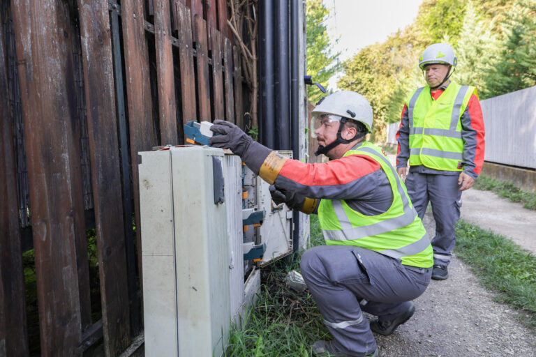 Megkezdte az áramszolgáltatás újraindítását az árvíz sújtotta területeken az E.ON