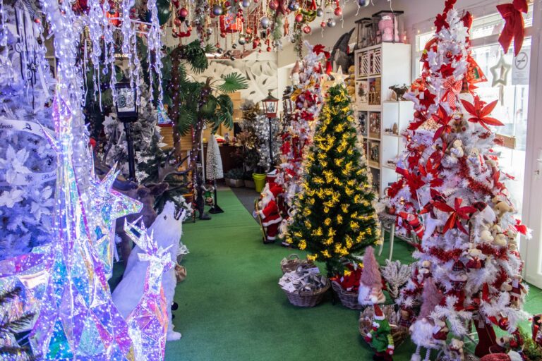 Idén is kinyitotta kapuit a térség egyetlen karácsonyi boltja