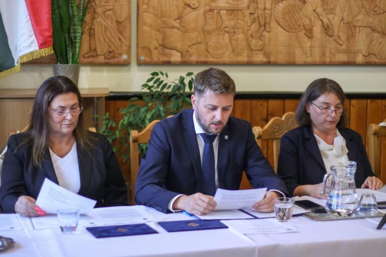 Látogatóközpont fejlesztés és kerékpárút építés is szerepel az idei tokodi költségvetésben