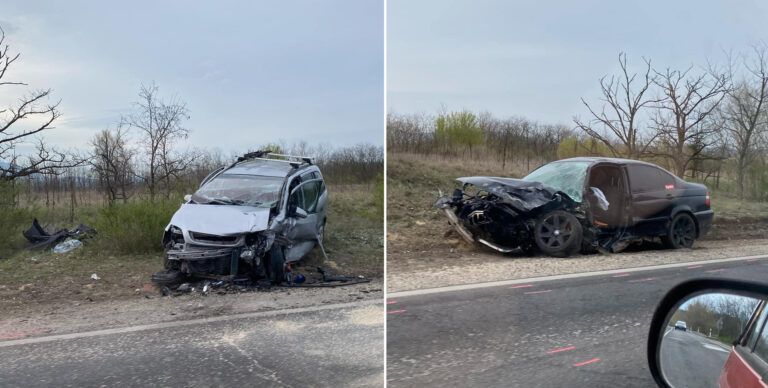 Két autó ütközött a 117-es főúton