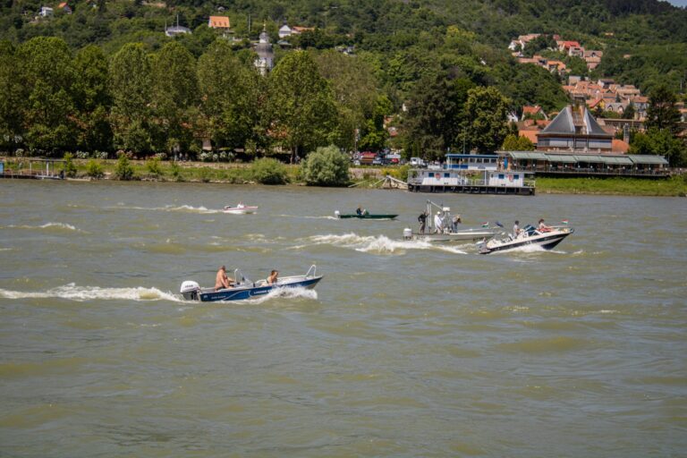 Több mint egymilliárd forintot fordítanak a Dunakanyar aktív víziturizmusának fejlesztésére