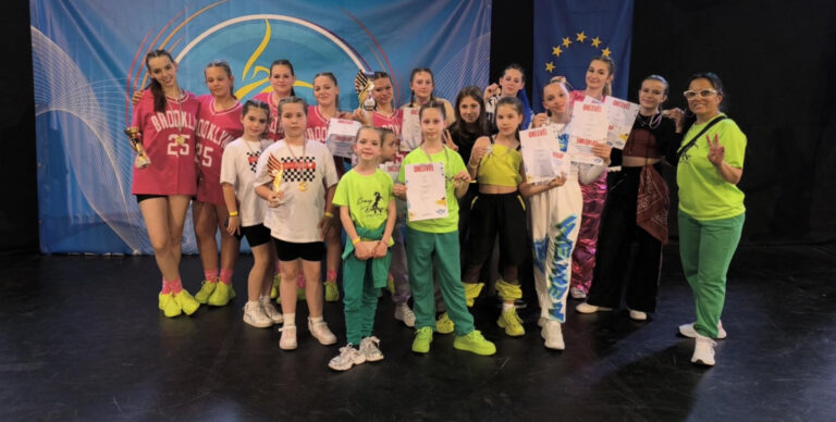 Ismét remekeltek a dorogi táncosok