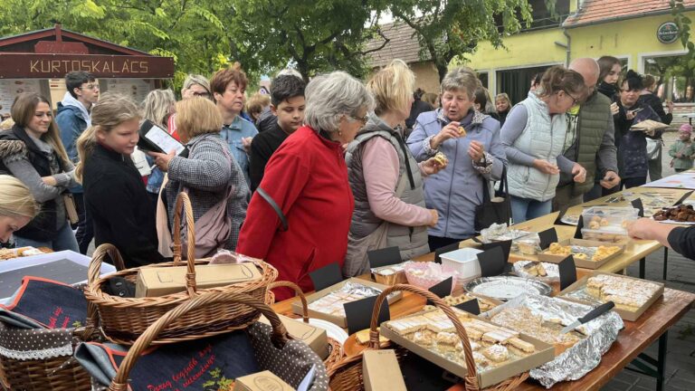 Őszi ízutazás a Dorogi Ötház Piacon