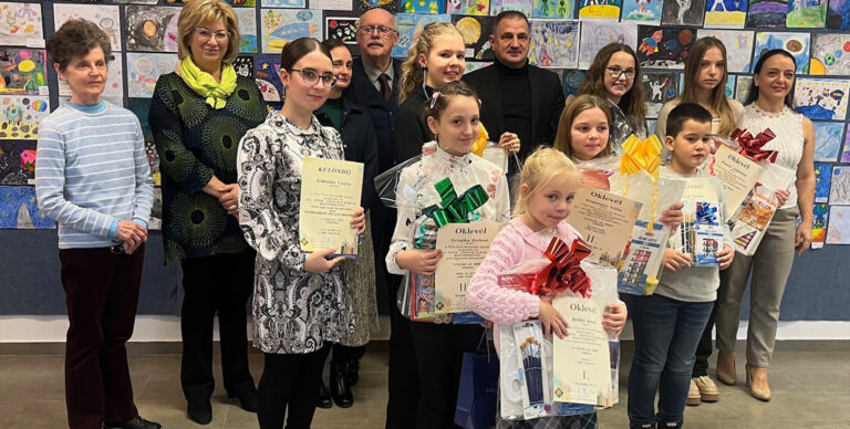 Díjazták a XVI. Ister–Granum Eurorégiós Rajzverseny legjobb alkotásait