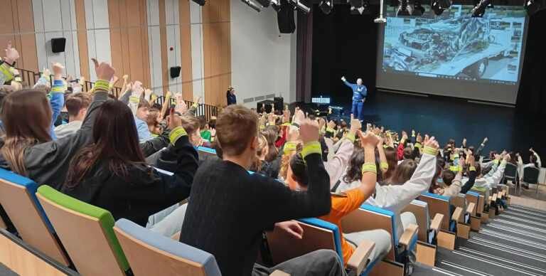 Diákoknak tartottak előadásokat a rendőrök