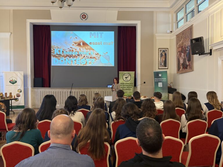 Helyi termékekről és tudatos táplálkozásról tartottak előadásokat esztergomi diákoknak