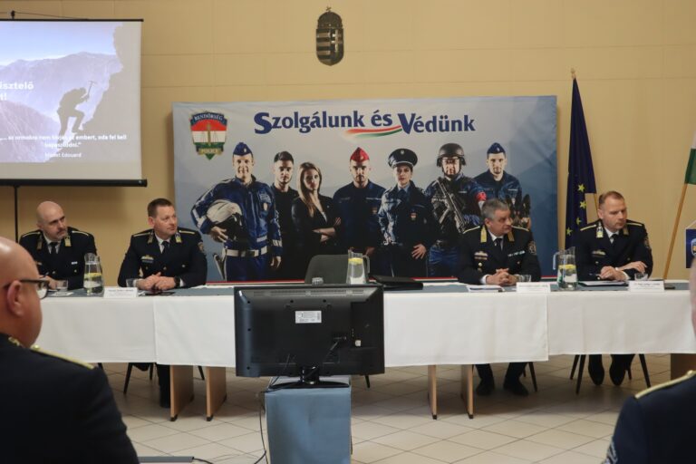 Évet értékeltek a vármegyei rendőrök