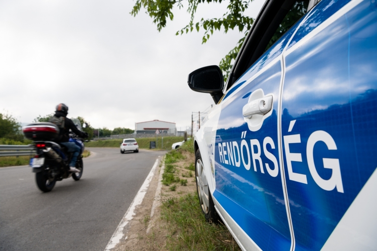 A motorosokat és kerékpárosokat ellenőrzi ezen a héten a rendőrség